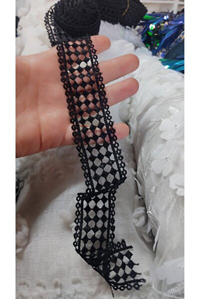 DUAYEN Güpür dantel siyah ara sıralı ters kare desen 1 metre