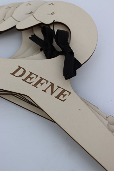 Assa Wood İsme Özel, Kişiye Özel Ahşap Çocuk Askısı 7 Adet Askılık - Kuğu Dolap Bebek Askılığı (KREM RENGİ)