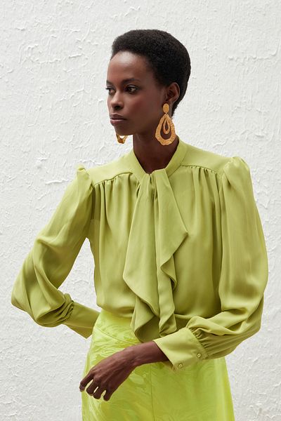 Sateen Scarf Collar Casual Blouse - Oil Green