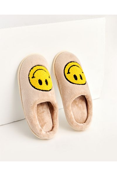 Chirpy Yubi - Women's House Slippers with Smiling Face Emoji