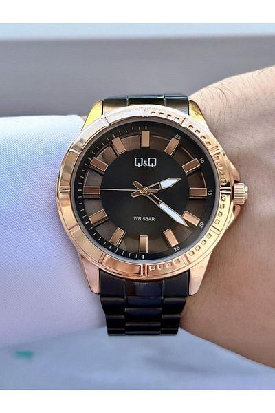 Q&Q Men's Rose Glass Cover Transparent Modern Dial Black Metal Cord Analog Watch