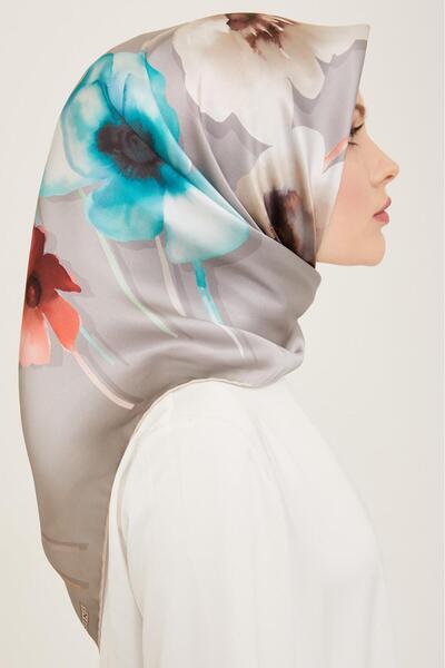 Armine Μεταξωτό μαντήλι με γκρι λουλούδια Tivil 9105 - 82