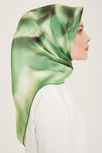 Armine Πράσινο γρασίδι - Μαύρο με μοτίβο λουλουδιών Sura Silk Scarf 9124 - 53