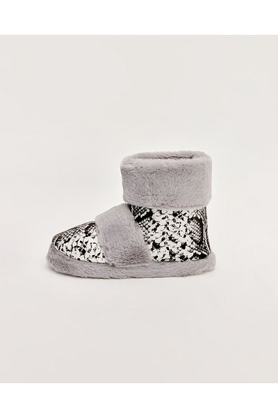 Chirpy Handle - Snake Patterned Women's Slippers
