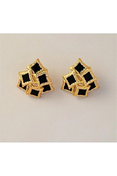 Pelin Aksesuar أقراط مثلثة كبيرة من الذهب الأسود متقلب