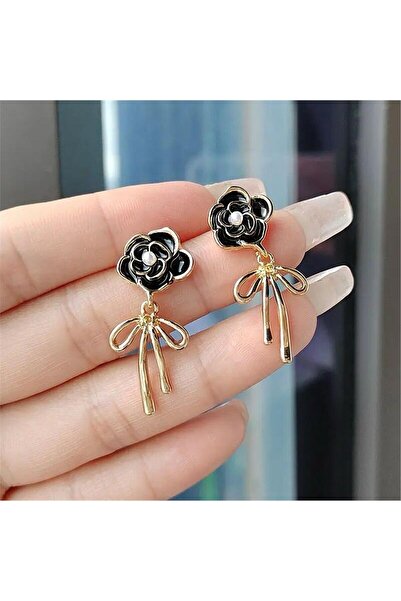 Pelin Aksesuar Siyah Fiyonklu Çiçek Küpe