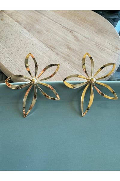 Pelin Aksesuar Gold Large Thin Flower Earrings