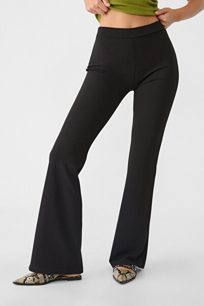 Stradivarius Düz Triko Ispanyol Paça Pantolon