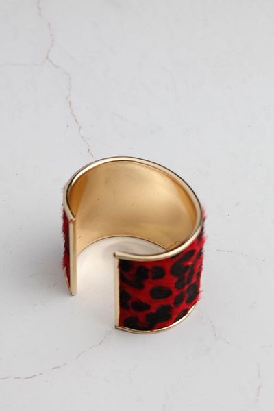 Modex Leopard Patterned Handcuff Bracelet