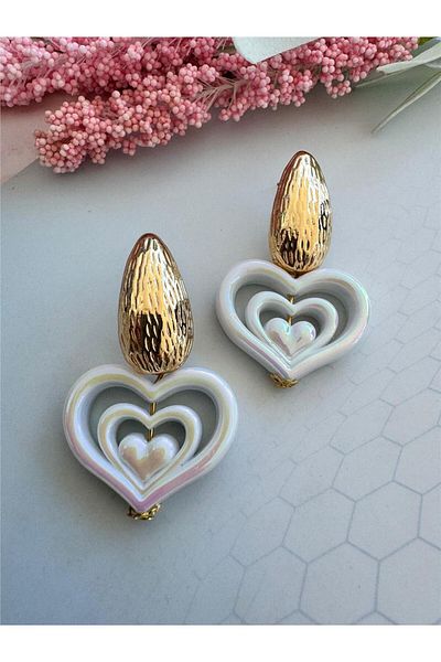 Pelin Aksesuar Heart Design White Pearlescent Earrings