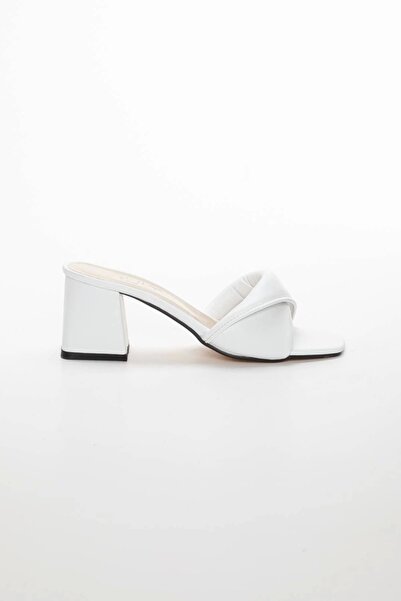 MFT AYAKKABI Жіночі м'які тапочки з пуфом, білі