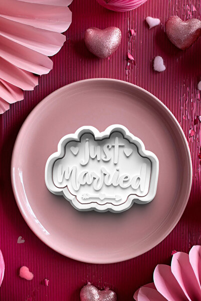 Deep Sweet ماكينة تشكيل العجين لقطع قالب الكوكيز من Just Married