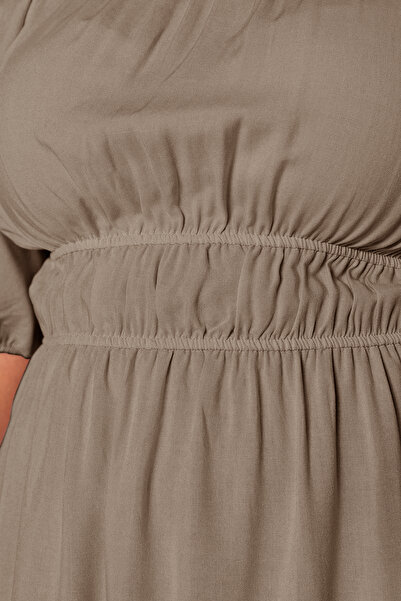 Trendyol Curve Mink Woven Carmen Collar Waist Detail Dress Tbbss23Ah00090