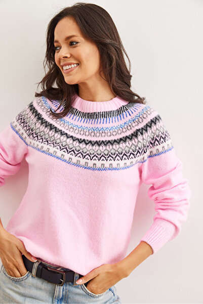 Olalook Kadın Şeker Pembe Yaka Desenli Yumuşak Dokulu Triko Kazak KZK-19000846
