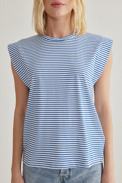 Trendyol Collection 100% bavlna, tmavě modrá, pruhované tričko s výstřihem - Twoss20Ts0021