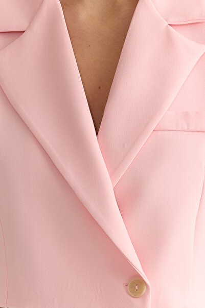 Trendyol Collection Světle růžová Crop Woven Blazer Jacket TWOAW22CE0086