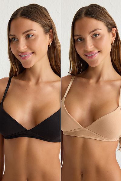 Trendyol Collection Schwarzes 2-teiliges Single-Jersey-T-Shirt ohne Bügel, einfarbig, mit fester Kappe, Bra-BH THMSS25SU00005