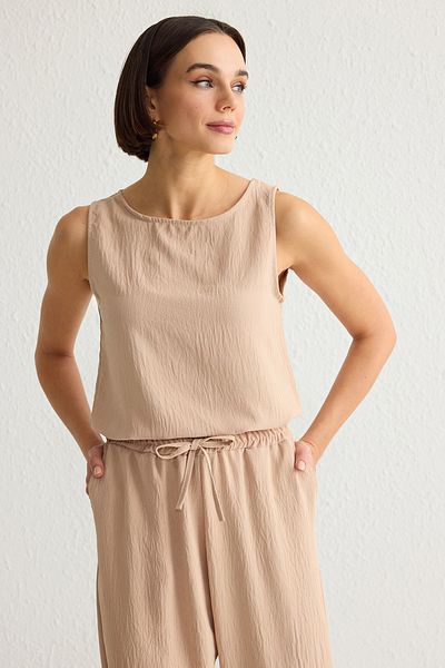 Trendyol Collection Beige Tanktop und Hose mit weitem Bein und elastischem Bund, gewebtes Oberteil und Unterteil, Set TWOSS25AU00029