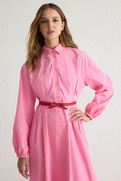 Trendyol Modest Ροζ αξεσουάρ Λεπτομερές υφαντό πουκάμισο με ζώνη TCTSS25EB00030