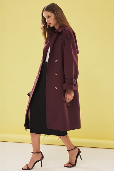 Trendyol Collection Weinroter, wasserabweisender, langer, übergroßer Trenchcoat mit Windjacke – TWOSS21TR0005
