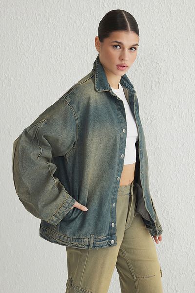 Trendyol Collection Jachetă de blugi vintage oversize cu efect de spălare albastru TWOSS25CE00028