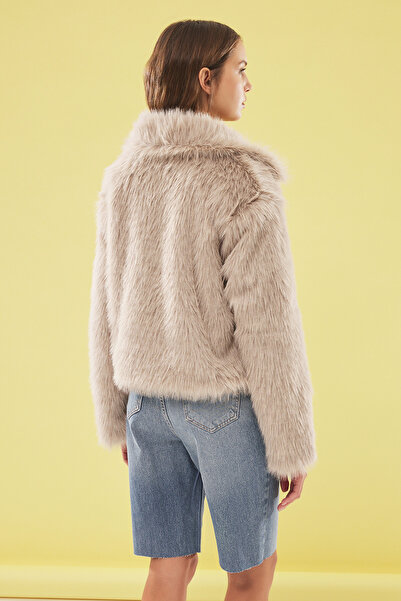 Trendyol Collection Mink Short Fur Coat - Regular Fit Twoaw25Mo00158
