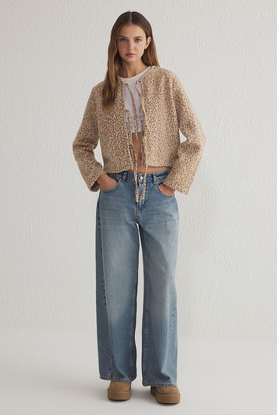 Trendyol Collection Яке с камилов цвят и стандартна кройка - TWOSS25MO00039
