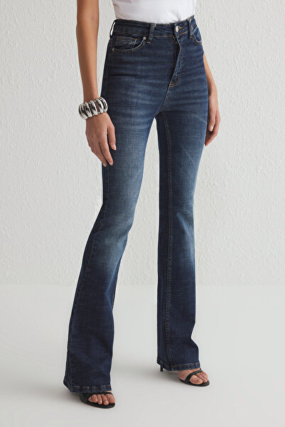 Trendyol Collection Tmavě modré džíny s vysokým pasem Twoss25Je00103