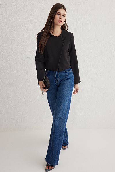 Trendyol Collection Черно асиметрично затварящо се изтъкано яке Twoss25Ce00035
