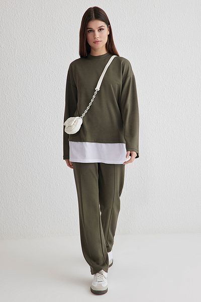 Trendyol Modest Khakifarbener, weicher, strukturierter Trainingsanzug TCTSS25EN00003