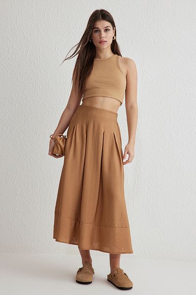 Trendyol Collection Ανοιχτό καφέ ντραπέ υφασμάτινη φούστα σε γραμμή Α Midi μήκους TWOSS25ET00072