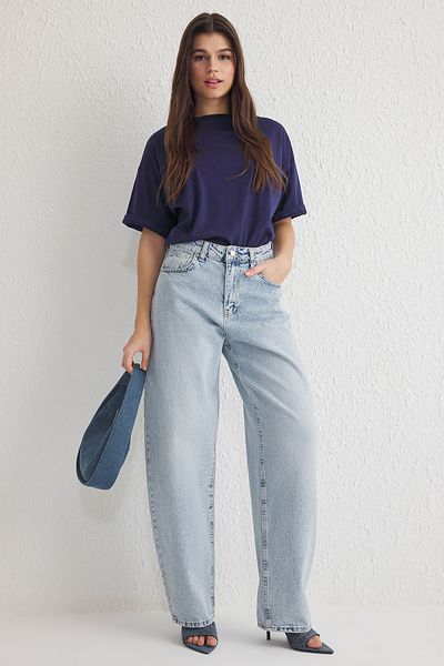 Trendyol Collection Blugi Skater cu talie normală albastru deschis TWOSS25JE00063
