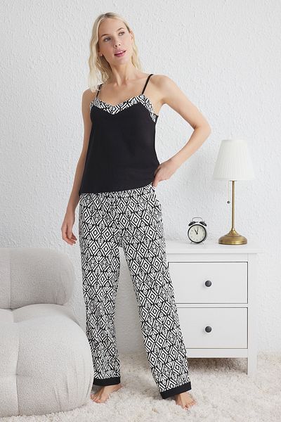 Trendyol Collection Set pijamale tricotate din jerseu din viscoză etnică neagră THMSS25PT00164