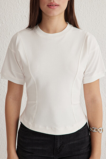 Trendyol Collection Ecru Fitted/Body Sitting Crew Neck Stretchy Knitted Blouse Twoss25Bz00009