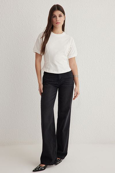 Trendyol Collection Ecru Fitted/Body Sitting Crew Neck Stretchy Knitted Blouse Twoss25Bz00009
