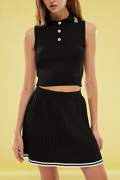 Trendyol Collection Black Polo Collar Pleated Skirt Bottom-Top Suit Twoss24Au00009