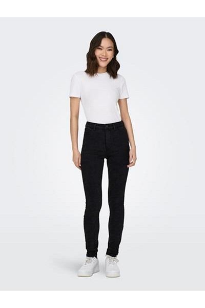 ONLY Schwarze Damenjeans mit schmalem Bein und schmaler Passform 15315352