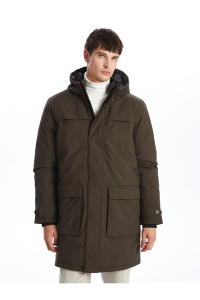 LC Waikiki Standart Kalıp Kapüşonlu Erkek Parka