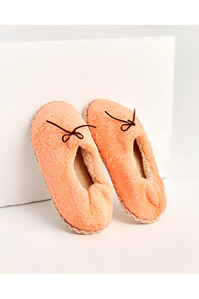 Chirpy Differ - Дамски обувки за зала с дантелени детайли