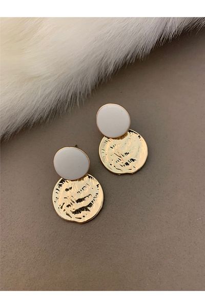 Pelin Aksesuar White Enameled Coin Detailed Earrings