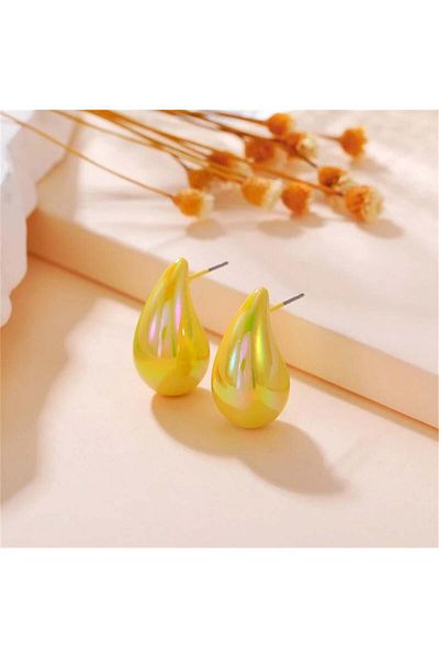 Pelin Aksesuar Janjanli Yellow Mother of Pearl Curved Drop Earrings