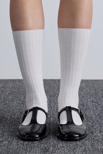 Manuka Ecrufarbene, gerippte lange Socken