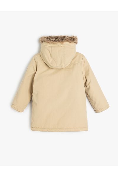 Koton Faux Fur Detailed Cap Pocket Hooded Coat
