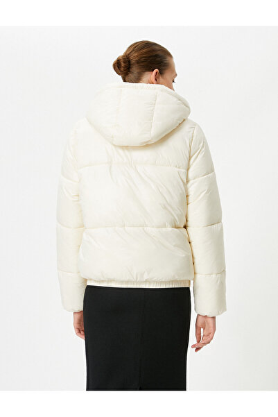 Koton Kısa Şişme Mont Kapüşonlu Fermuarlı Beli Lastikli Cepli