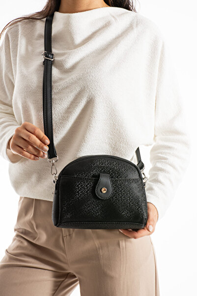 Morpelikan Women's Faux Leather Adjustable Cross Strap 4 Compartment Magnet Buckle Detailed Black Shoulder Bag