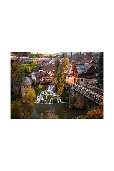 Blue Focus 1000 Piece Puzzle - Rastoke Design