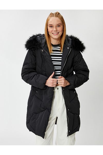 Koton Τσέπες Puffer Jacket με φερμουάρ, βελούδινη κουκούλα, Λεπτομέρειες