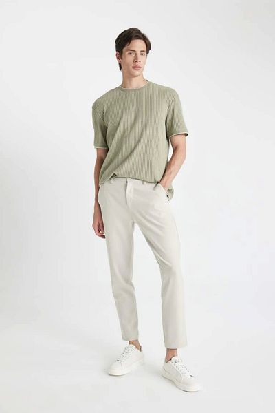 DeFacto C7508 Tailored Fit Basic ίσιο παντελόνι με τσέπες που τεντώνεται σε όλες τις κατευθύνσεις