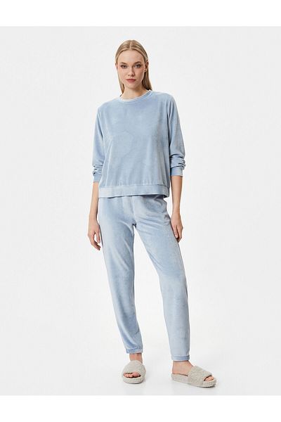 Koton Top de pijama de iarnă din catifea cu mânecă lungă cu textura moale și cu gât