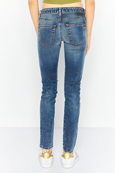 Diesel Women Regular Fit Gracey Stretchable Jeans, Blue Wash